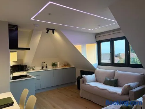 Oak House Loft - Image 1