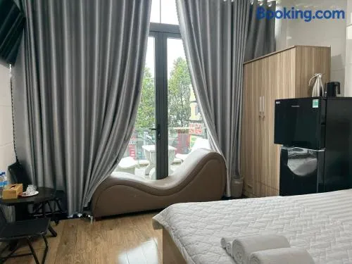 Hotel Hồng Cẩm - Image 1