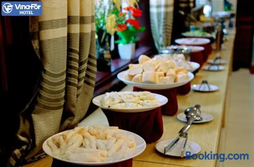 Lam Nghiep Do Son Hotel - Image 1