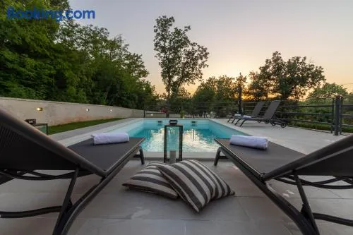 Beautiful villa Foska with private Pool near the beach - Image 1