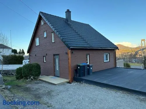 Cozy house with a sea view - Image 1