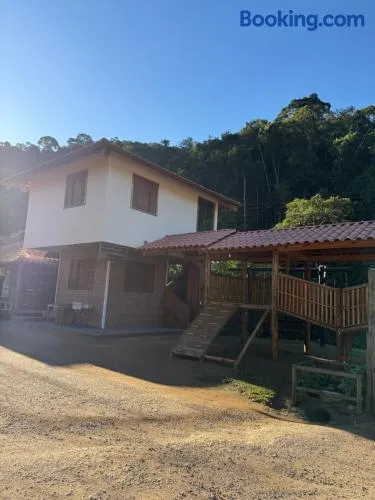 Recanto Pin - Image 1