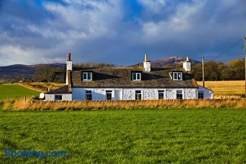 Powillimount Cottage - Image 1