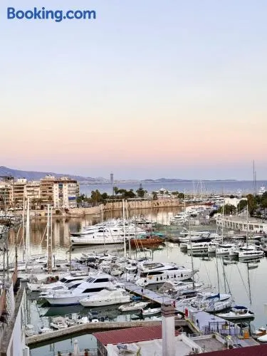 2BR Penthouse with Terrace & Sea View - Image 1