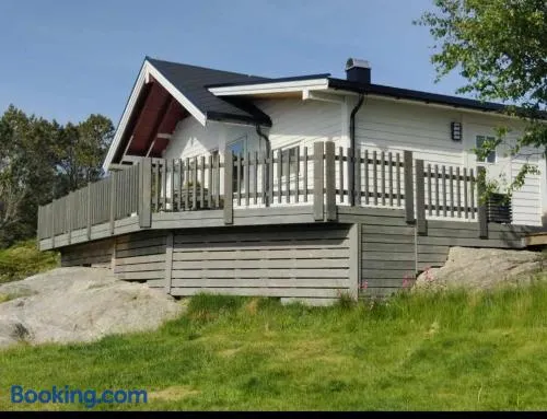 Færøya 49 - Image 1