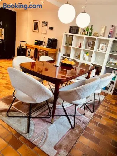 Maison avec jardin 2 ch salon - Image 1
