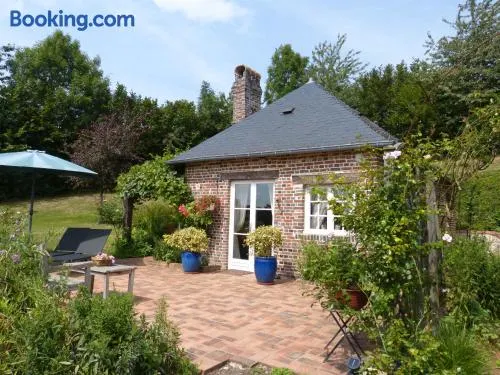 Gîte de Charme Les Petits Matins Bleus - Image 1