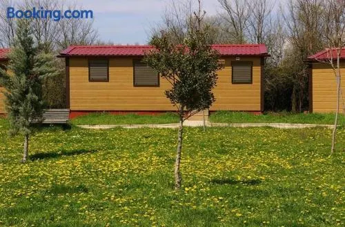 Bungalows Granja Escuela Arlanzón - Image 1