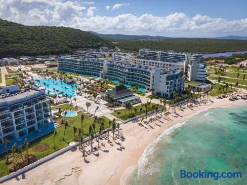 Ocean Eden Bay - Adults Only - All Inclusive - Image 1