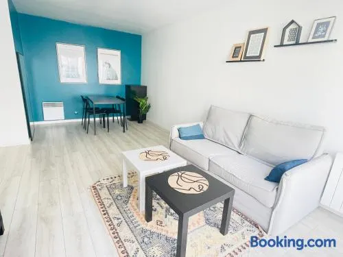 Cosy appart proche Paris - Image 1