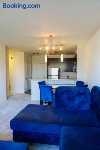 Cozy & inviting 2BD 2BTH Apt Home - Image 1
