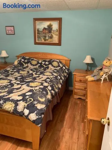 Comfortable apartment in Gatineau 74 m² with city view - Image 1