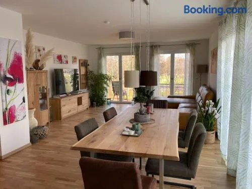 Helle Wohnung mit Balkon 120qm, 4Zimmer - Image 1