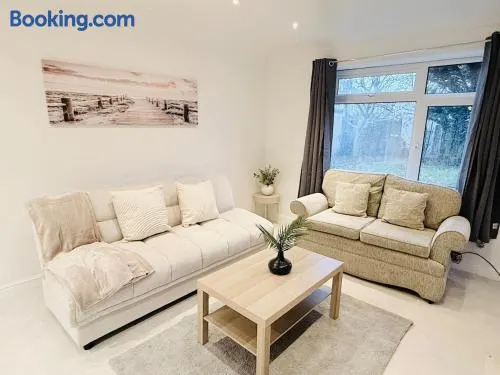 Meon house 3 bed luxury with 2 Kings and 1 double - Image 1