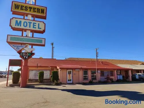 Western Motel - Image 1
