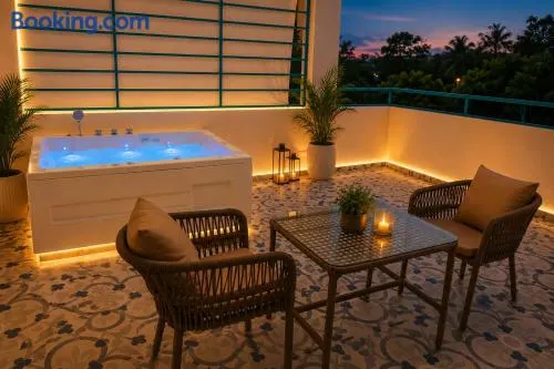 Private Suite with Jacuzzi in Assagao GOA - Image 1