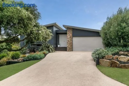 On The Bay Blairgowrie - Image 1