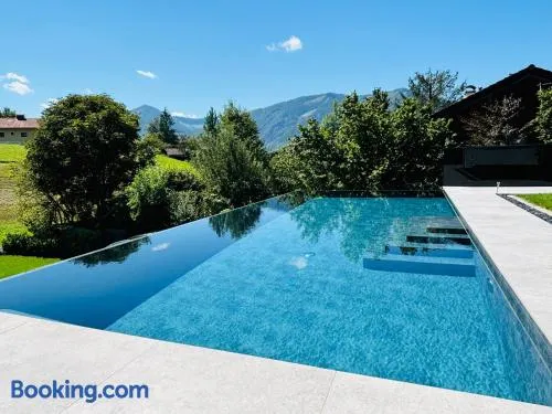 place2be - with infinity pool - Image 1