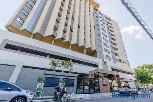 Estadia com piscina e academia a 350m da Praia em localização privilegiada de Maceió - SLI - Image 1