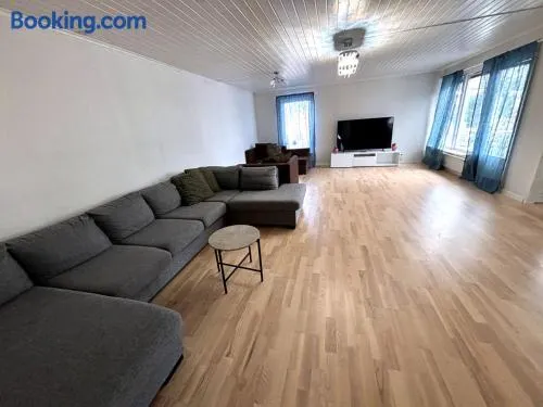 4BDR Beautiful Home near to the city and nearer to the Nature - Image 1