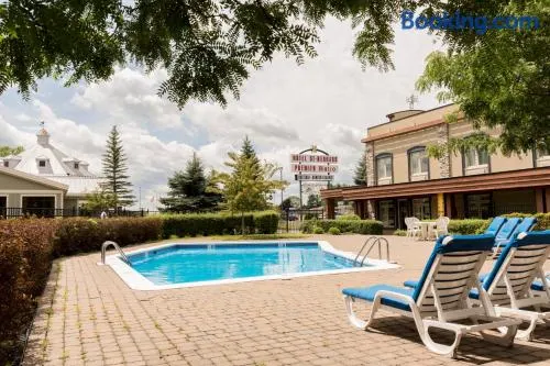 Hôtel St-Bernard - Image 1