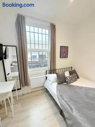 Your Best Rooms By Islington & Angel - Image 1