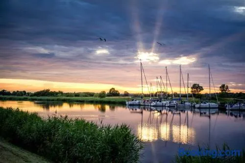 Charmant appartement convivial et familial | Vue lac | Parfait pour le travail à distance | Avec animaux admis - Image 1