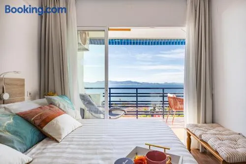The Manga Beach Sea View Studio Sandy Beach Crystal clear water & 5G Fiber WiFi - Image 1