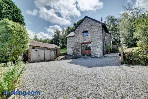 Cranscombe Barn - Image 1