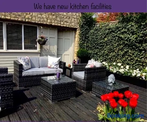THE HIDEAWAY - KENT - Image 1