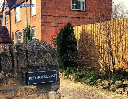 Beautiful Cotswold Couples Retreat - Image 1