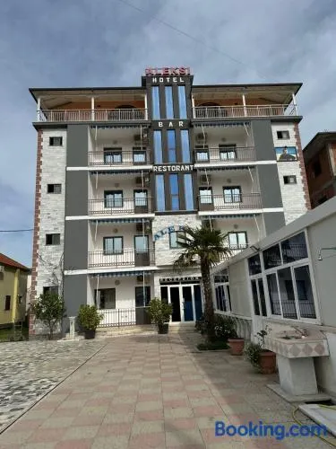 Hotel Aleksi Velipojë - Image 1