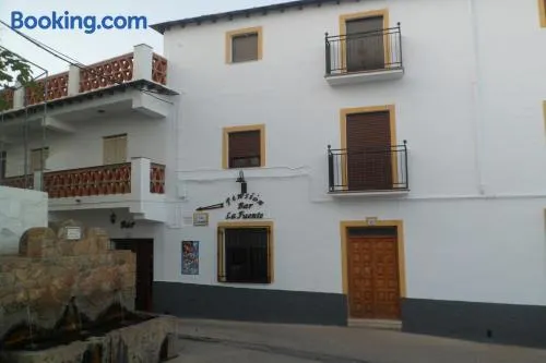 Pensión La Fuente - Image 1