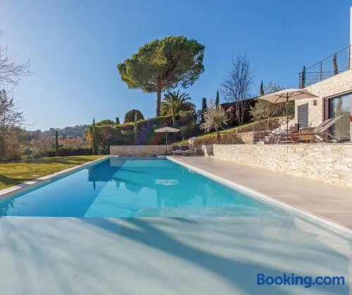 Villa SOHA - Luxury Bed & Breakfast - Image 1