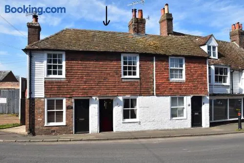 Mim's Cottage - Image 1