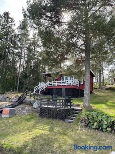 Edvin rantamökki - Image 1