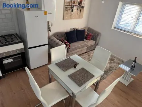 3 Bedrooms House in the Heart of East London - Image 1