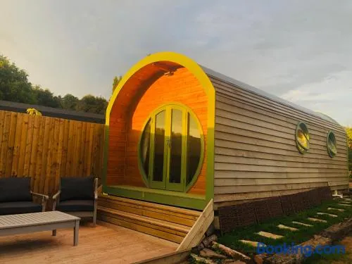Rural self contained cosy pod house. - Image 1