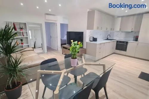 Newly renovated close to the sea - Image 1