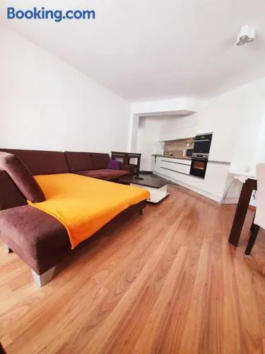 Apartmán 27, Kamzík - Image 1