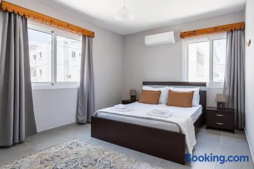 Modern 2-Bedroom Apartment in Oroklini, Larnaca - Image 1