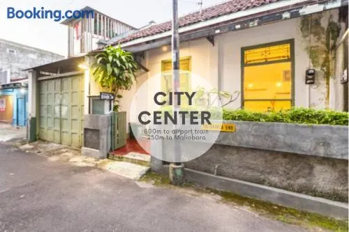 Yogyakarta BnB Malioboro - Image 1