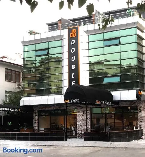 Double Bond Hotel Spa - Image 1