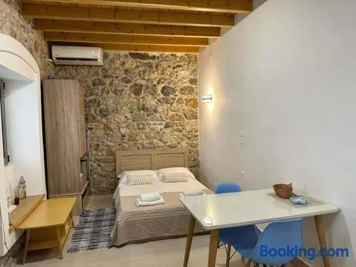 SPITAKI - Image 1