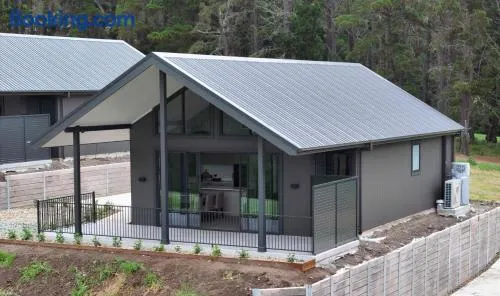 Kangaroo Valley Golf and Country Retreat - Image 1