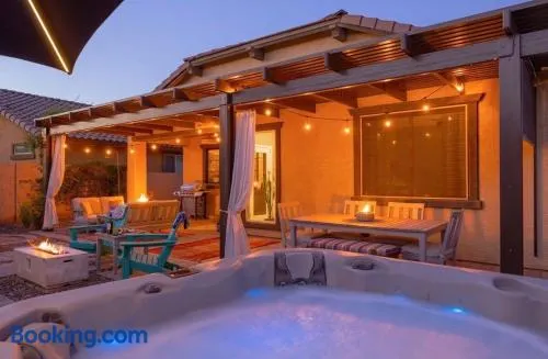 Gilbert Escape Designed for Longer Stays - Image 1