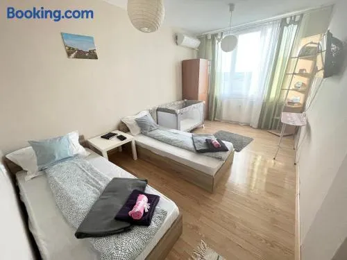 Airport Apartment - Image 1