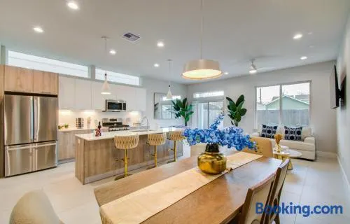 Renaissance Luxury 3BR to enjoy and relax - Image 1