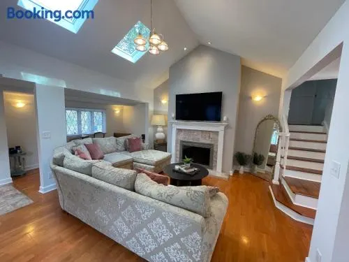 Jersey home, close to New York City fun! - Image 1