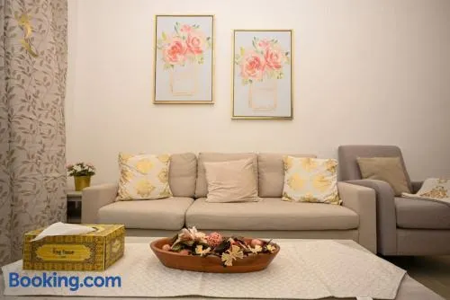 Mangrove Bliss Cozy 2BR Apartment in Al Reem Island - Image 1